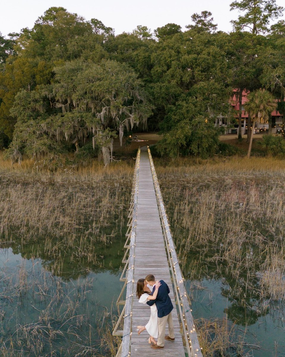 POV: You just found the most romantic spot in the Lowcountry. 🌾✨

Between the Spanish moss and the marsh views, there’s a reason Bluffton is the Heart of the Lowcountry.

Tag someone you’d walk this dock with. 👇

📷 IG: brittanymccoolphoto