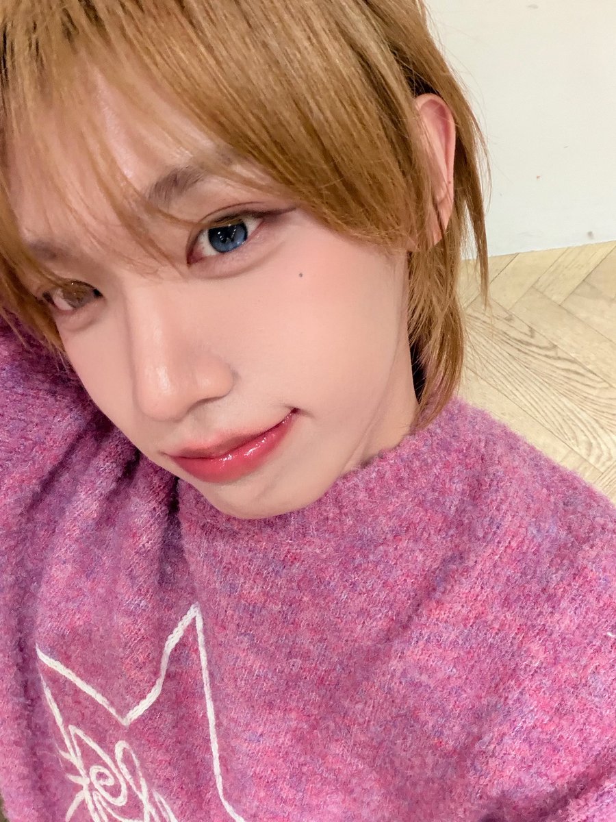 3/3) #AHOF #아홉 #장슈아이보 #ZHANG_SHUAIBO #张帅博 #シュアイボ