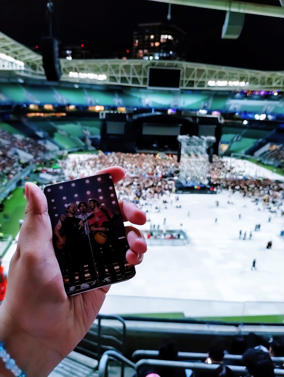 themiladias's tweet photo. Jonas em 2024, Stray Kids duas vezes em 2025 e agora Jonas de novo em 2026 ✨️❤️ @santander_br https://t.co/9e60OATV7X