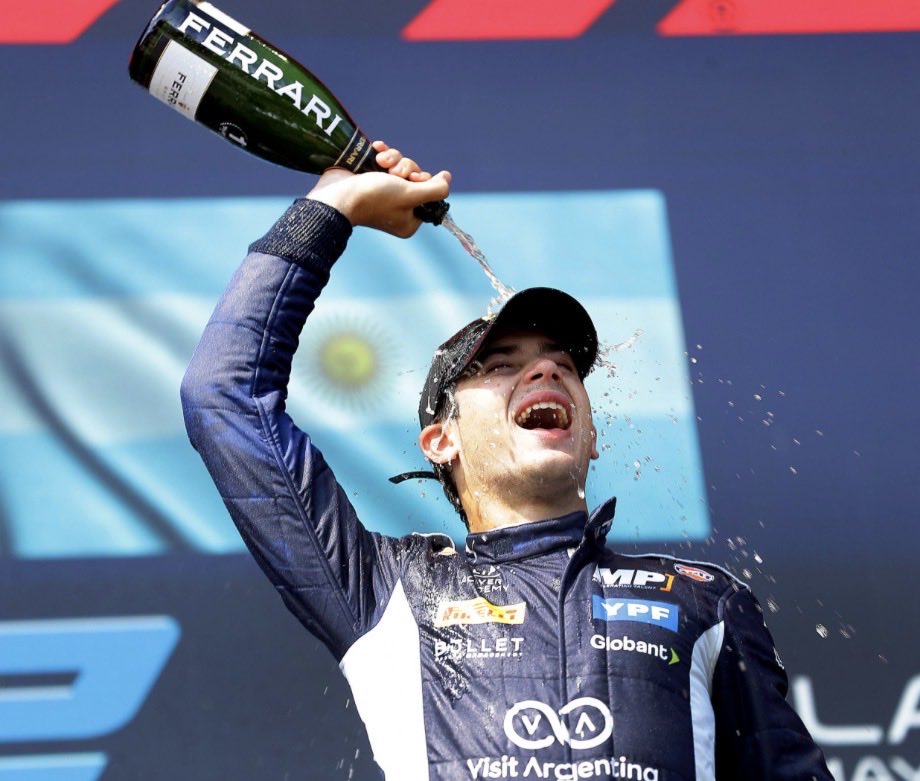 Hoy es uno de los mejores días de mi vida!!: Saqué entradas para ir a mi primer GP de F1‼️🥺🥳

Falta una eternidad pero lo feliz que estoy no tiene nombre!!

Quería compartir eso con uds🫶