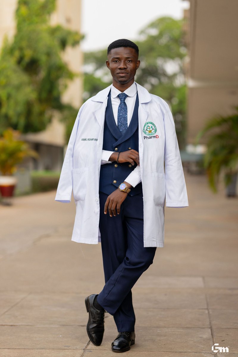 DrRichieAsare's tweet photo. Best in Biostatistics
Best in Ghanaian Sign Language 
Best in French for Health Professionals
Best in Pharmacoeconomics
All these awards don't exist and I never won them.
Regardless, I'm back on the TL. 
This time, as a knight in Alwhite armor. ⏳
#WCC X #The10thWhiteCoat https://t.co/CH5rSBZ1Kk