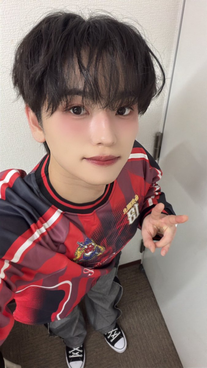 drop_1017's tweet photo. [🐶]

Air ! 오늘까지 공연 보러와줘서
너무 고맙고 내일 푹 쉬어요 ❤️

#DROP #드랍 #SeungWoo #승우 https://t.co/fcVEfO4QAO