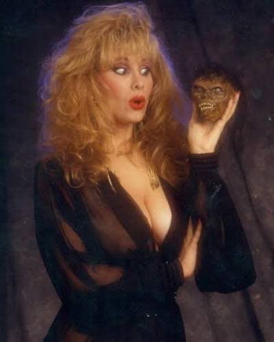 LostBassPlayer's tweet image. I cannot believe @RhondaShear is going to be on @BustedOpenRadio I’m popping huge right now!! Greatest guest ever!!! @davidlagreca1 @NicTNemeth #BustedOpen247