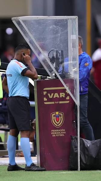 El partido entre <a href="/trufc/">Trujillanos FC</a> y <a href="/Anzoategui_FC/">Anzoátegui Fútbol Club</a> tendrá VAR en el JAP de Valera. Será el 1er partido con videoarbitraje esta temporada para el equipo de Chaurant. #LigaFutve