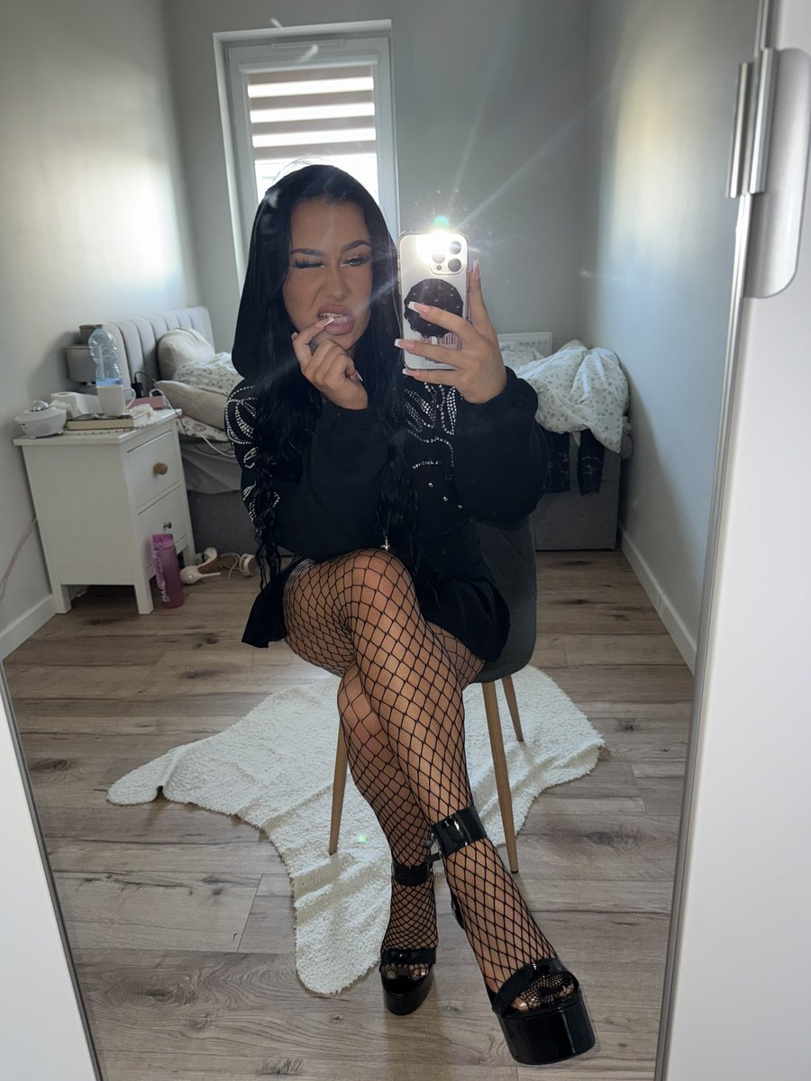 Nykovska tweet media