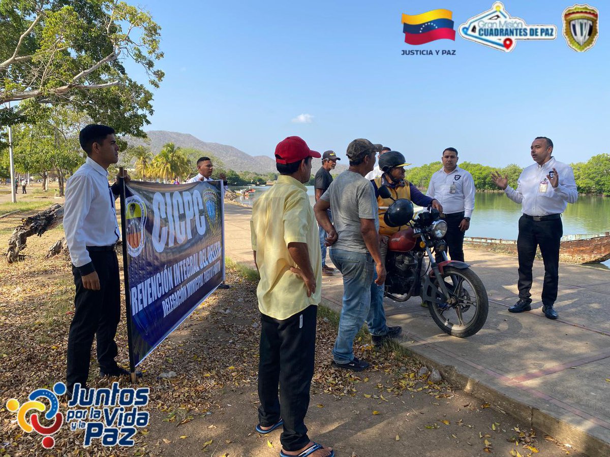 Cicpc294's tweet photo. En el Marco de la Gran Misión Cuadrantes de Paz, vértice 1, Funcionarios adscritos a la Delegación Municipal Puerto Piritu realizaron prevención a los Ciudadanos de la Plaza de los Pescadores, relacionado a la prevención de los Delitos Informáticos. 

Prevenir es tarea de todos. https://t.co/WphVpQI2mk