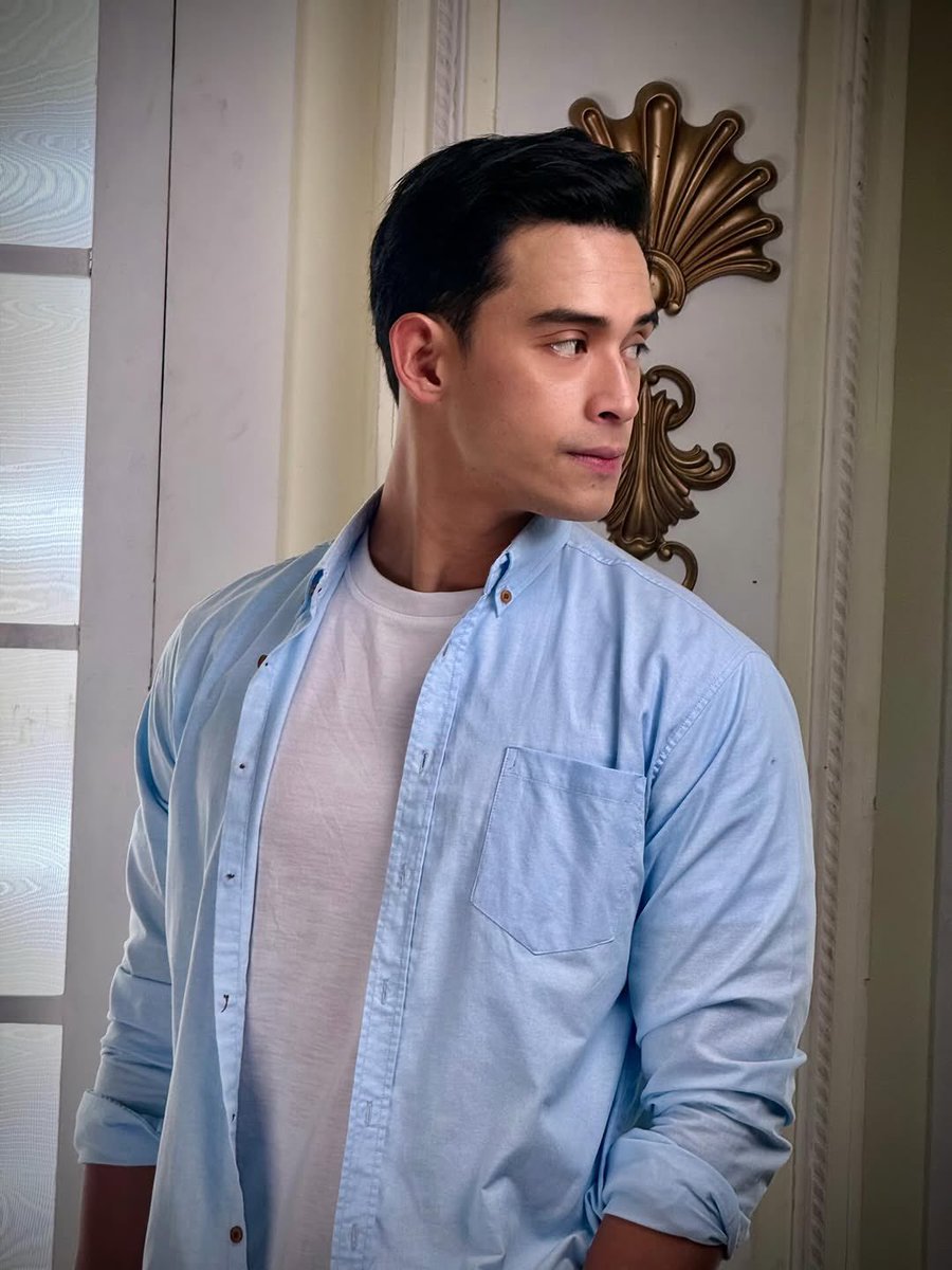 loyzagadiegs's tweet photo. 💍 https://t.co/RHMyIESraj