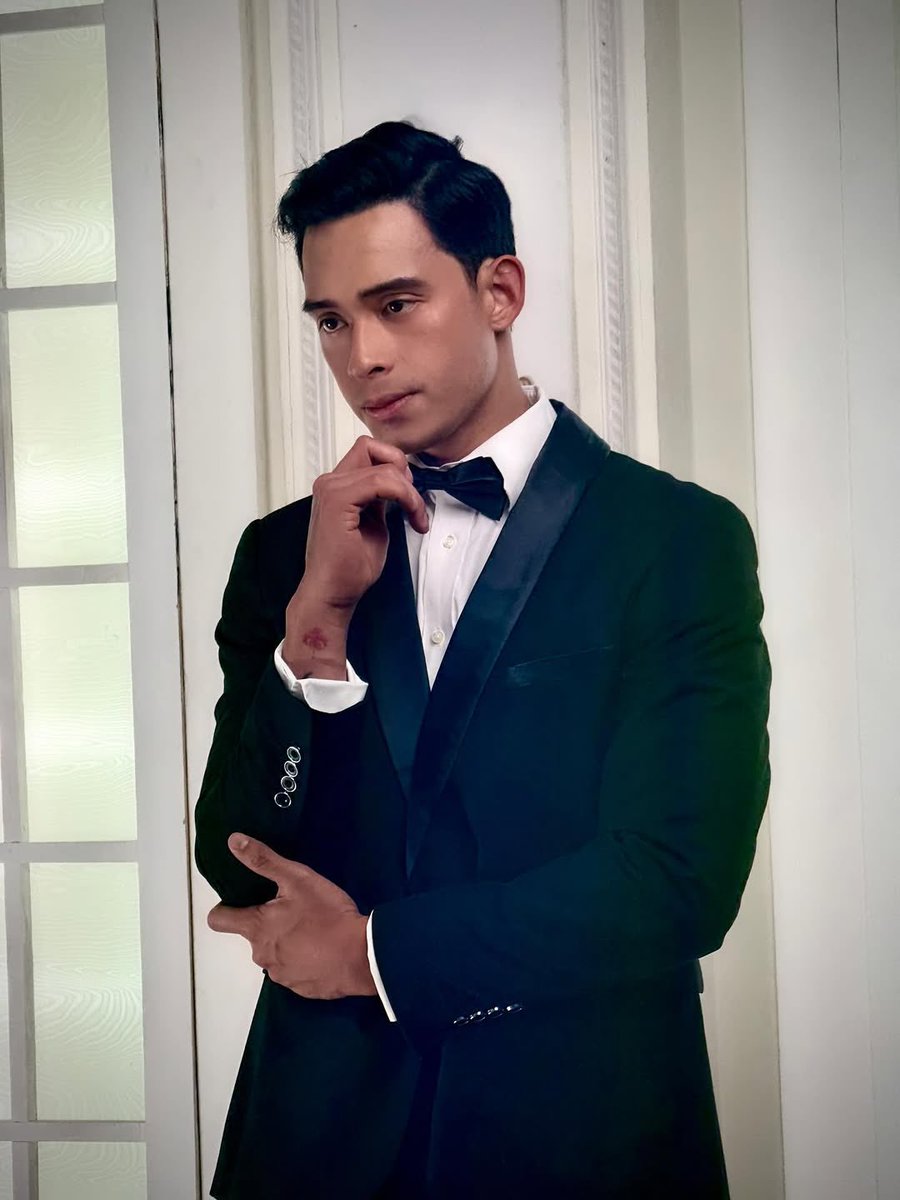 loyzagadiegs's tweet photo. 💍 https://t.co/RHMyIESraj