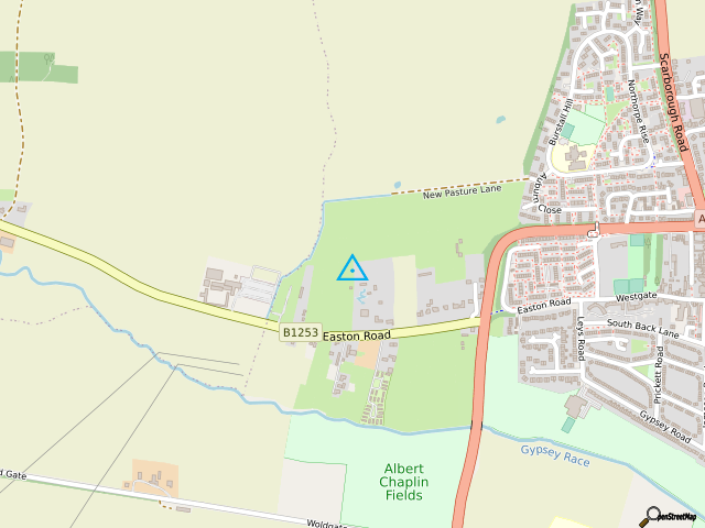 RandonneeBot's tweet image. This #TrigPointThursday #GetOutside and find a #TrigPoint like this one, TP17670 - Rose Cottages
Find them all in the TrigFindAR App