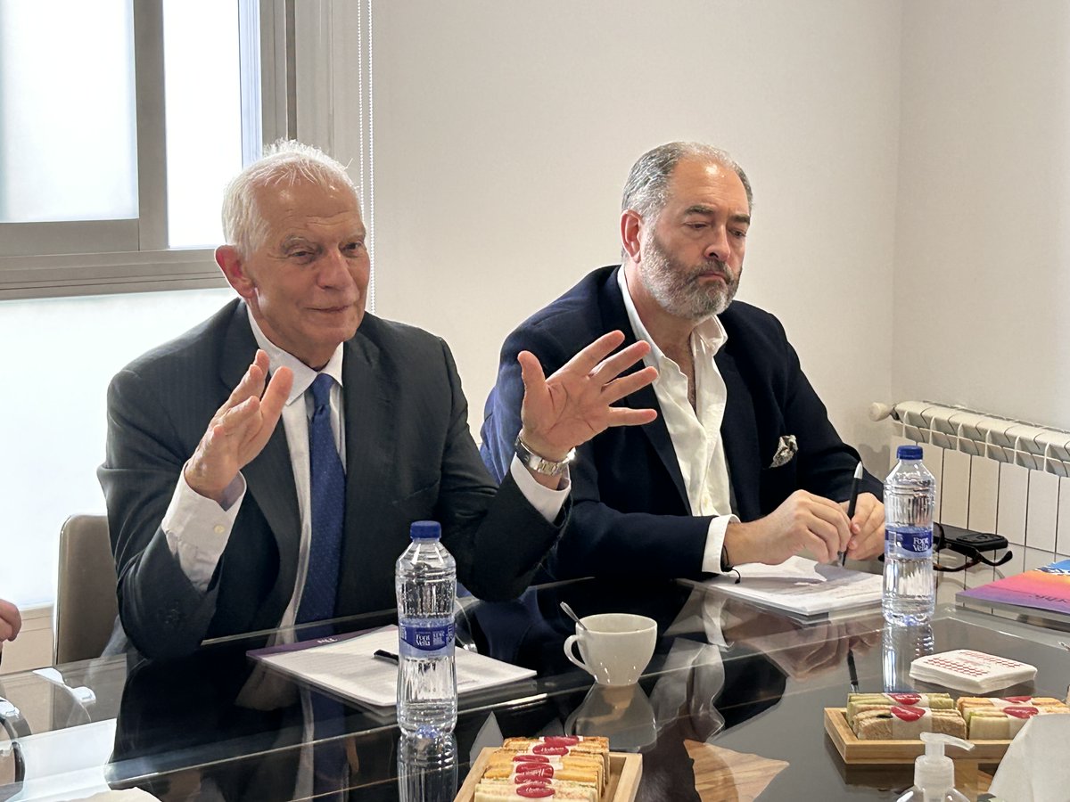 Thinking Heads tweet media