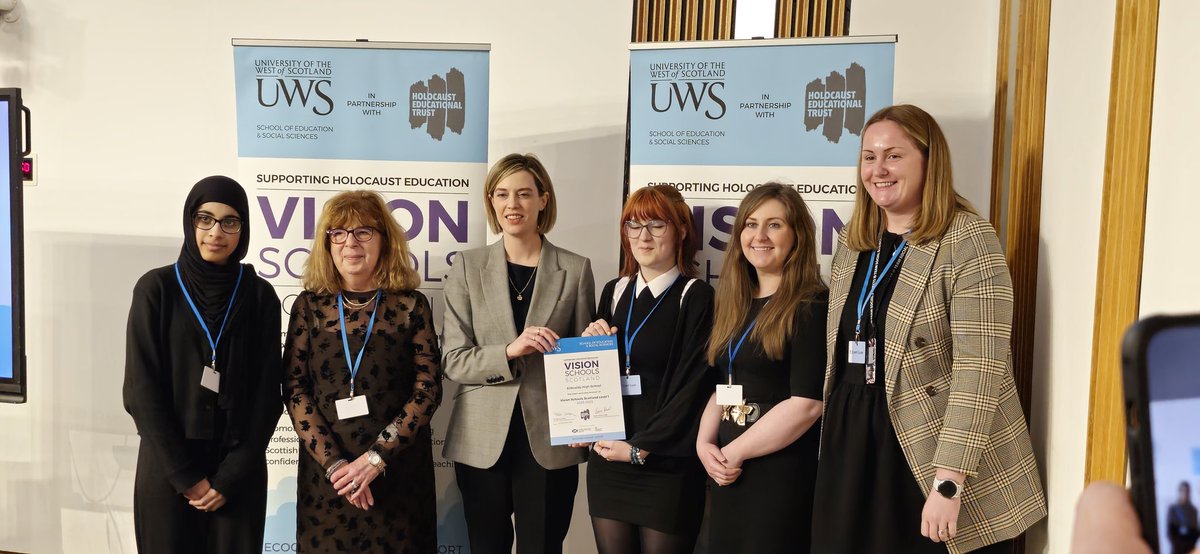 Vision Schools tweet media