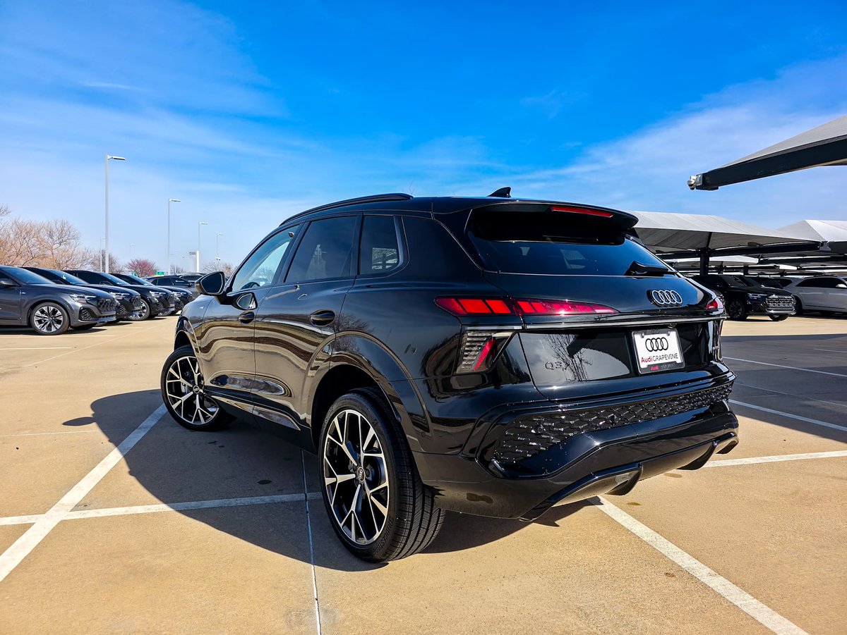 AudiGrapevine's tweet image. The all-new, completely redesigned 2026 Audi Q3 S line quattro is finally here. Finished in Mythos Black with 20" S line wheels, it features a turbo engine, quattro AWD, Virtual Cockpit Plus, panoramic sunroof, SONOS audio, and advanced driver assists #DriveInStyle #AudiGrapevine