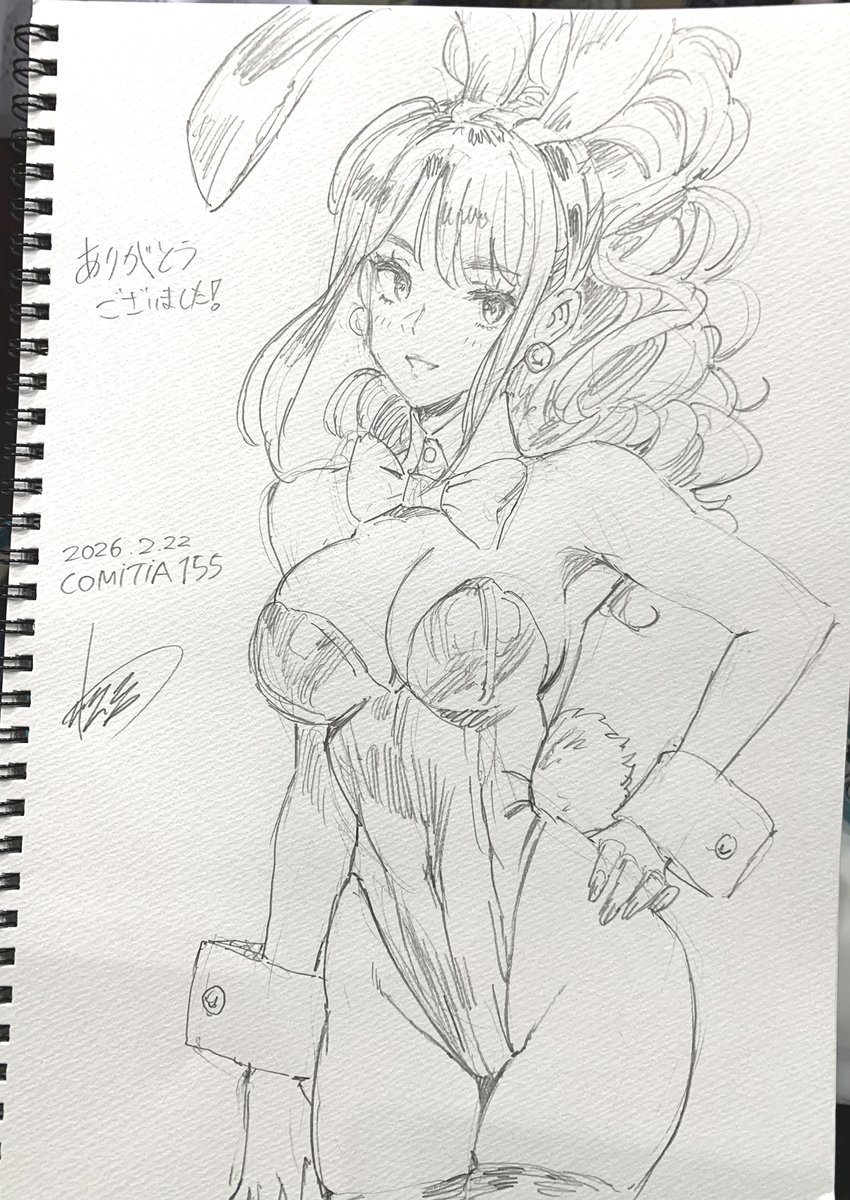 コミティアで描いたスケブ
グッズとポスターのバニーガールをリクエストされました! 