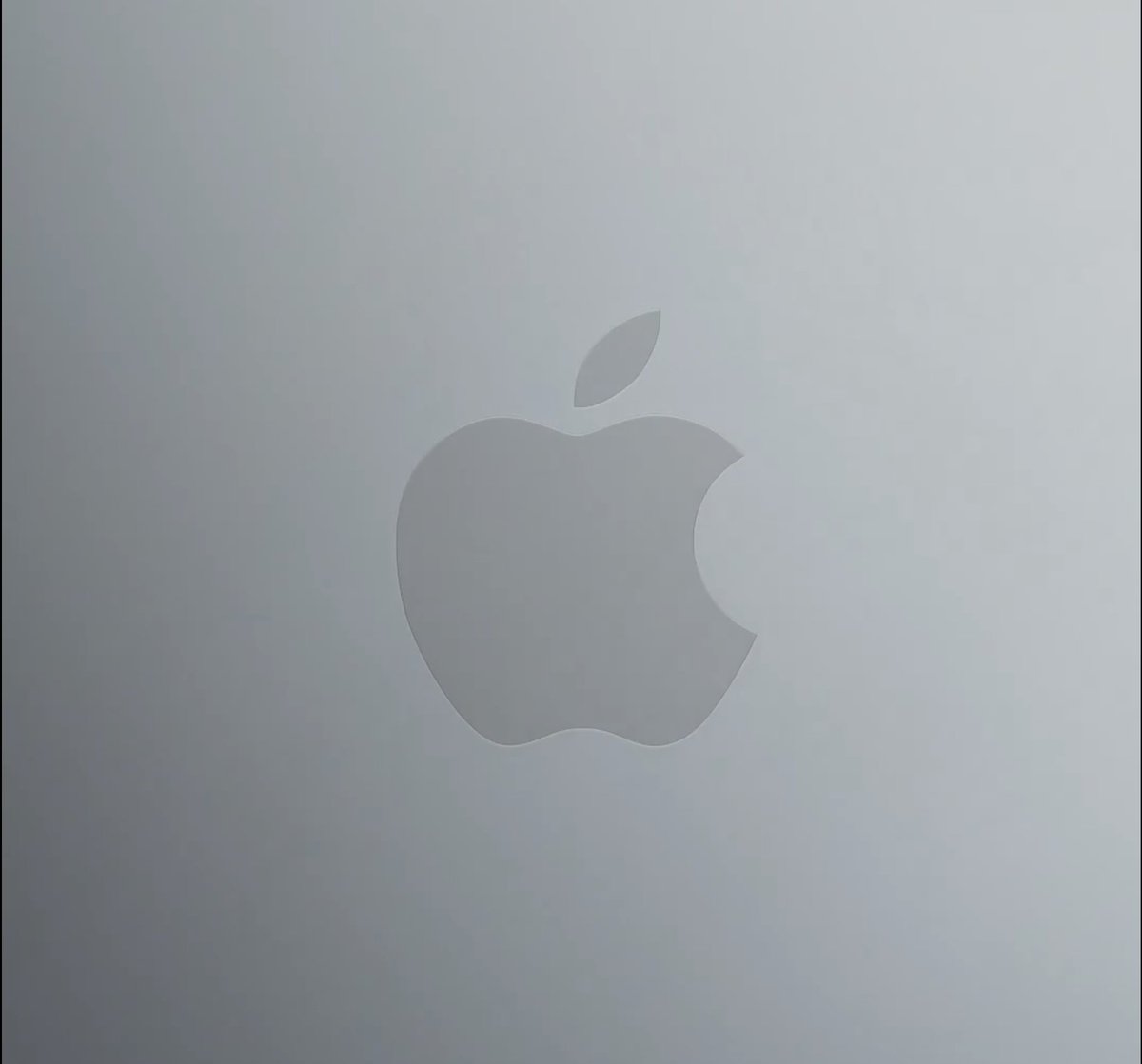 AppleGeek tweet media