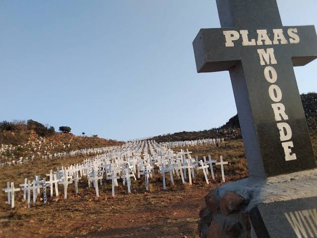 europa's tweet photo. 🇿🇦 Awie McGill, his wife Bertina, their son and several farm workers were tied up and threatened with death during a violent farm attack on their farm near Fochville in South Africa.

Around six armed robbers struck early Monday morning, overpowering McGill inside his home, binding victims with electrical cables and forcing Bertina to open safes while weapons were held on the family. Workers elsewhere on the farm were also restrained.

The attackers stole firearms, ammunition, cash, jewellery, cellphones and the family’s Toyota bakkie before fleeing. 

Police later arrested two suspects in Soweto and recovered stolen firearms. 

Follow: @europa