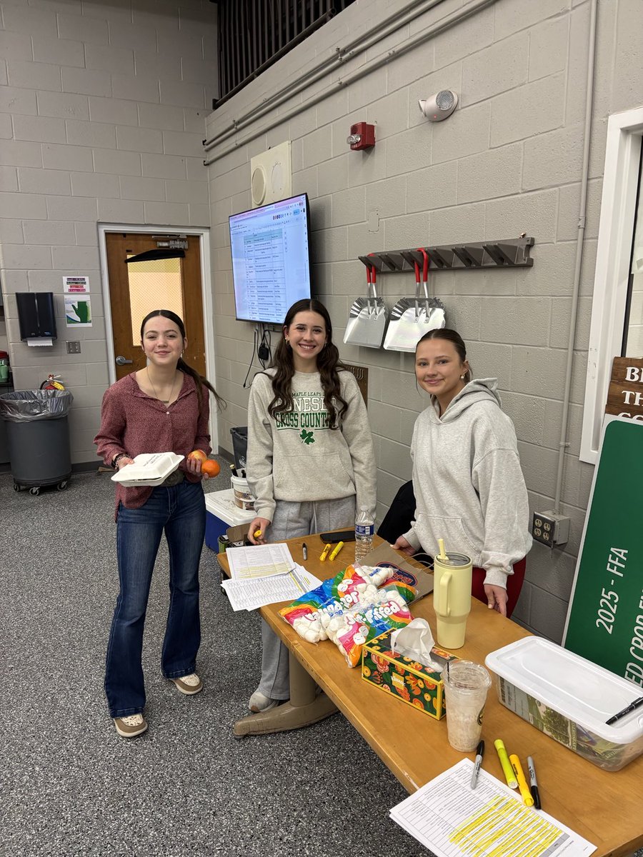 TravisMackey67's tweet photo. FFA week, staff is eating good this morning. Thanks for your work. https://t.co/OkX9xHSzFN