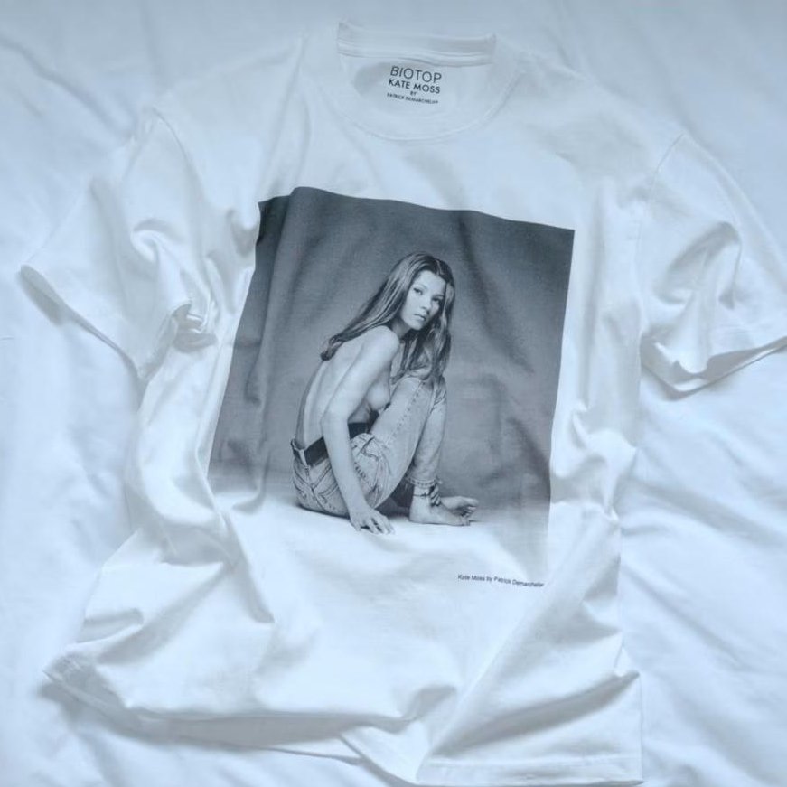 Kate moss/ケイト・モス」をプリントしたBIOTOP “KateMoss by Patrick
