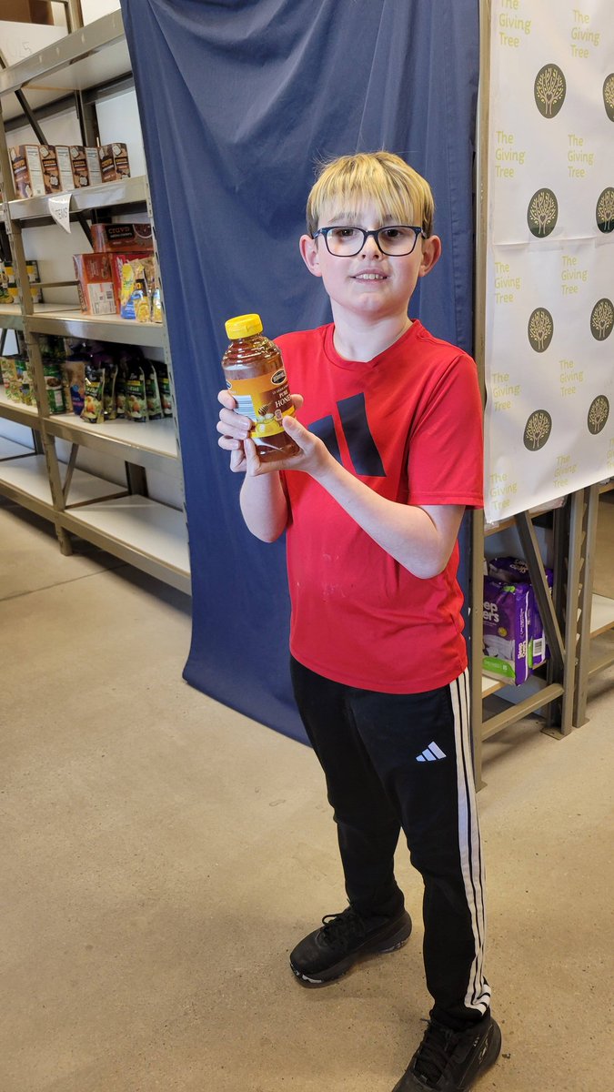 Giving Tree Pantry tweet media