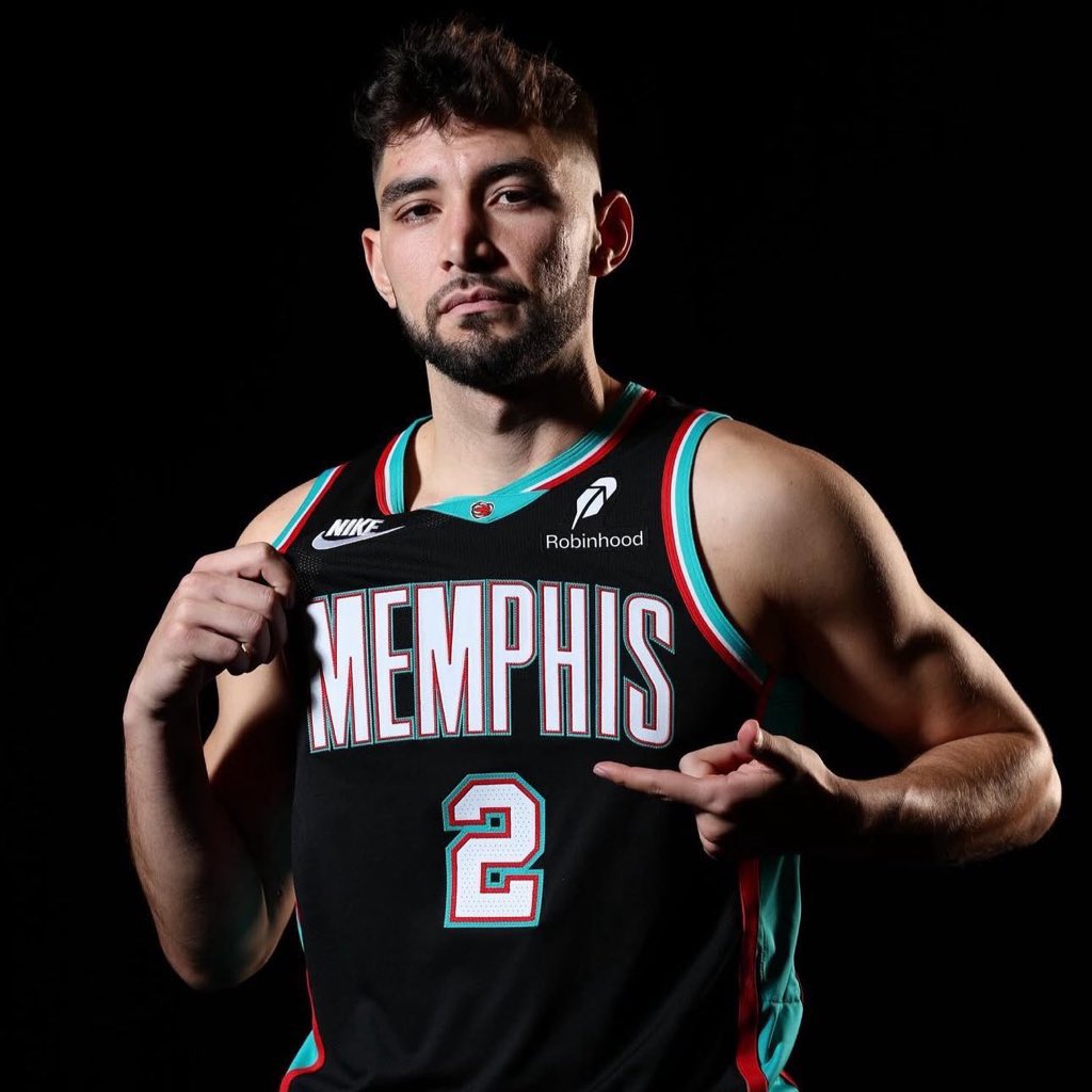 NBA Retweet tweet media