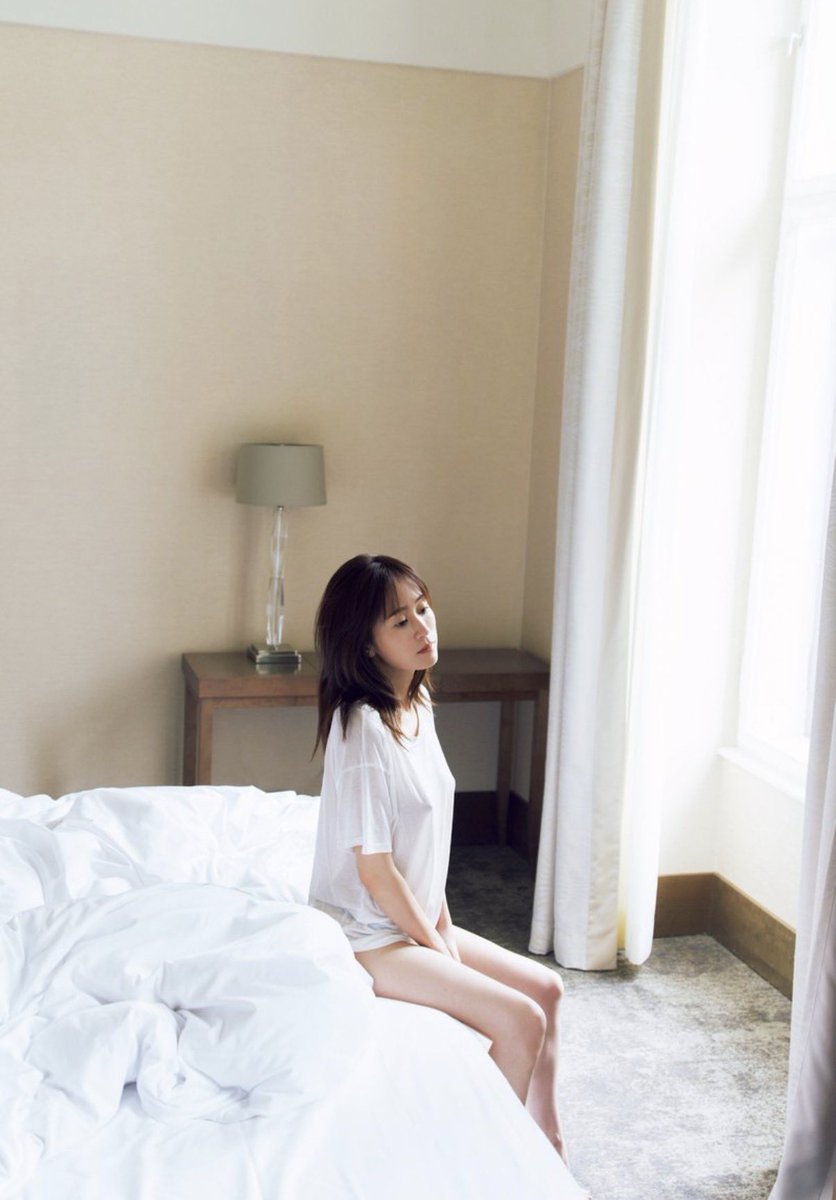 videq496 tweet media