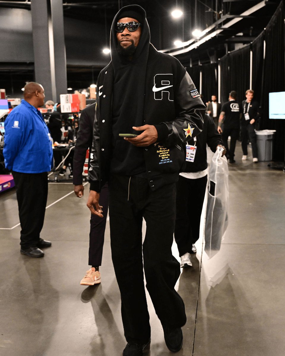 Totals Are Math Problems.

We break down:
• Possession projections
• Shot quality vs shot results
• 3PT variance regression
• Free throw rate

We bet edges.

All backed by real data.

Follow for daily NBA breakdowns. 

#NBATotals #OverUnderPicks #BetSmart #DataOverEmotion