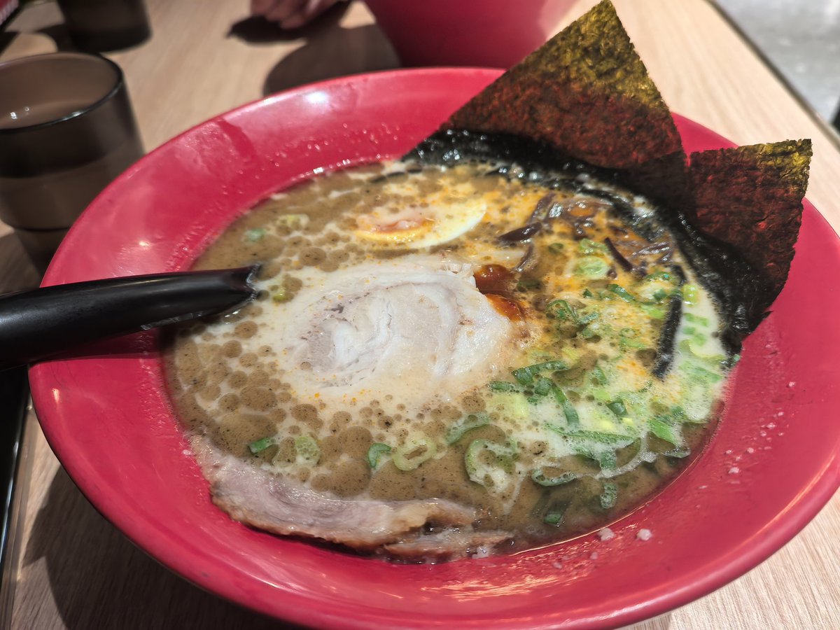 chie08083's tweet photo. 好久没爬上来看看了 https://t.co/n8xqE5ZjaV