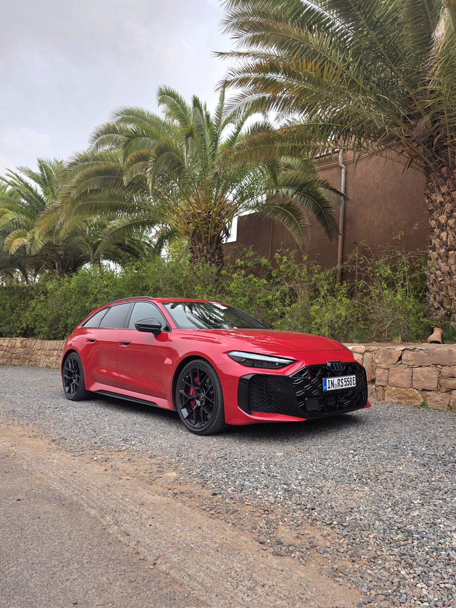 Tim Stevens tweet media