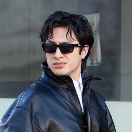 lesbian samantha reid tweet media