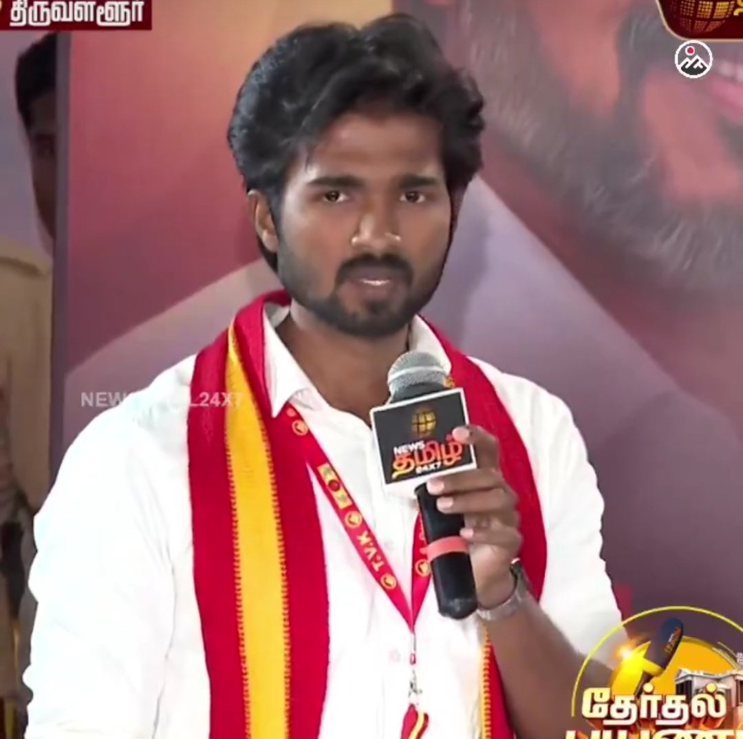 We may troll this guy. But he atleast had the guts to face the questions from media unlike his Thalaivar Vijay who runs away from mic. Kudos. 👏