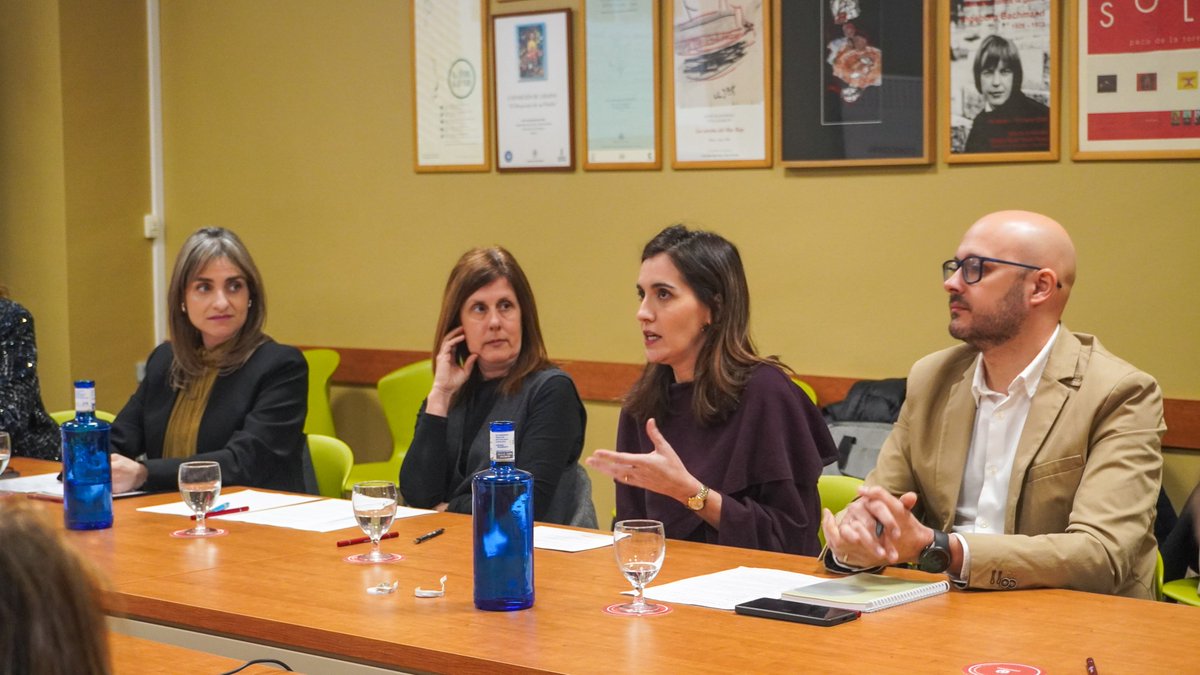 Concoval tweet media