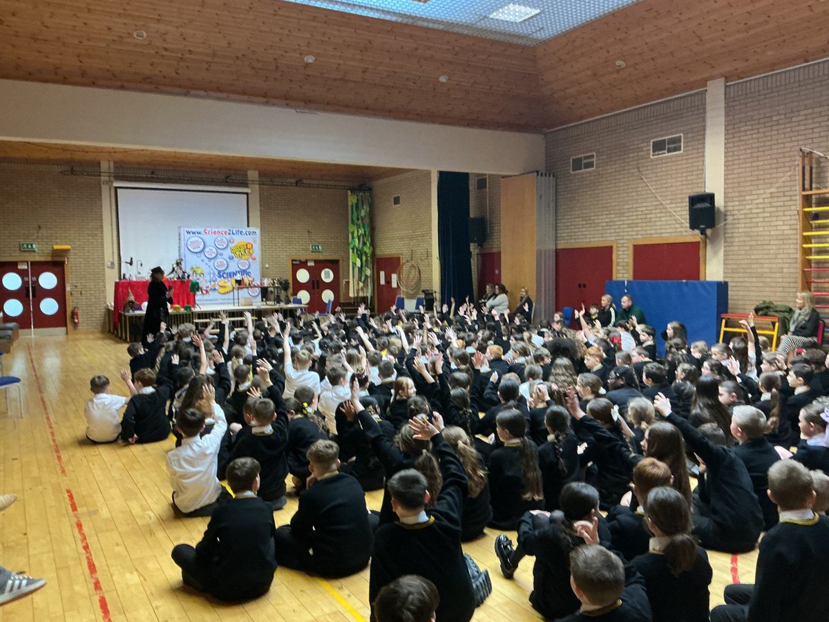 ctrps1's tweet photo. A huge thank you to Scientific Sueย for a truly magical morning! โจ From P1 all the way to P7, our pupils were absolutely spellbound by the explosive experiments and scientific wonders. Itโs not every day that science feels this much like magic! ๐ฅ
#ScienceIsMagic #ScientificSue https://t.co/EIBWOwmeno