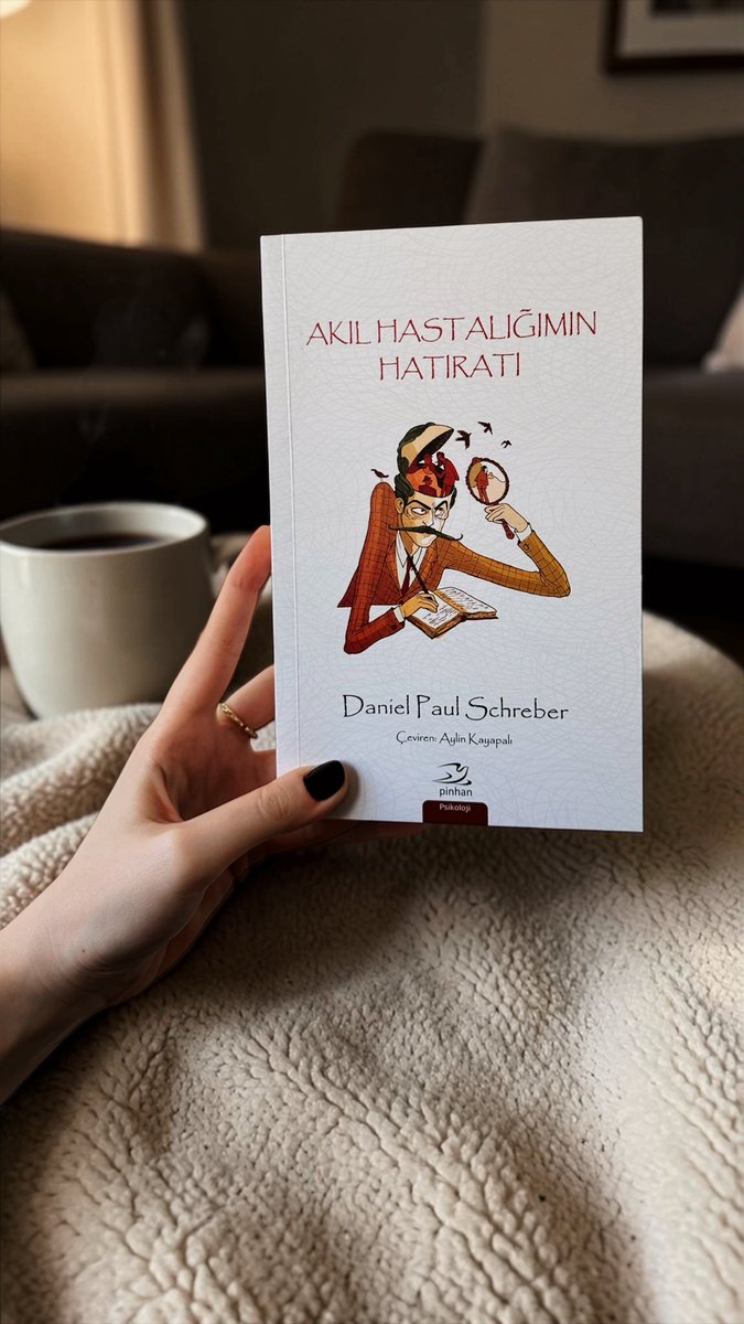 Sonra dedim ki, neden sistemli bir şekilde delirmiyorum? 🥳 Daniel Paul Schreber’in kendi psikozunu anlattığı; Freud’un ve Jung’un dönüp dönüp okuduğu bir metne başladığım için heyecanlıyım. ✨