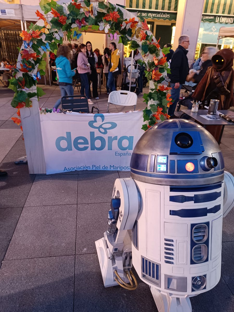 R2 Builders Spain tweet media