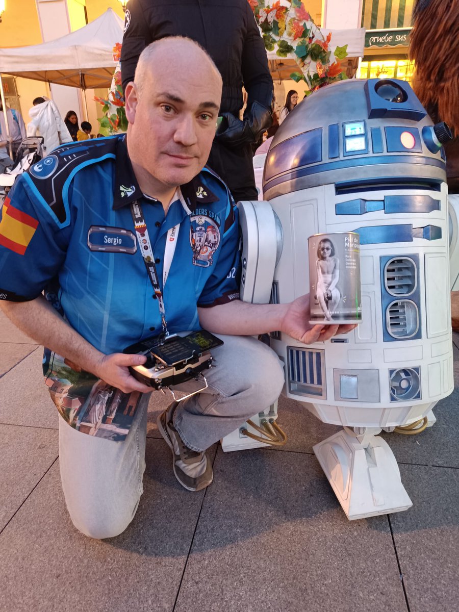 R2 Builders Spain tweet media