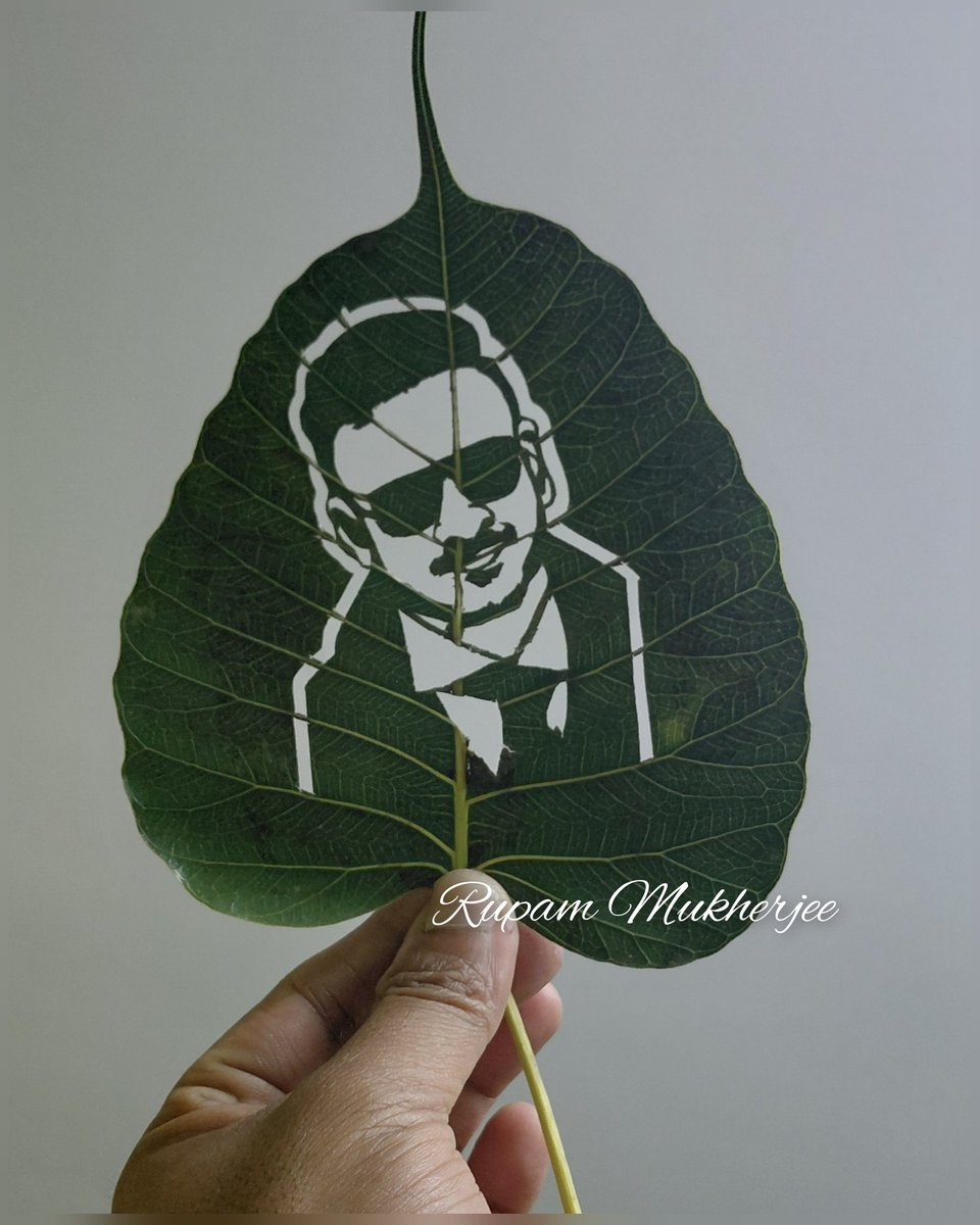 rupamcoolmdp's tweet photo. @vivekoberoi Sir. My leafart portrait work for U. Hope U'll like it 👍😊.. Finally completed
#Vivegam https://t.co/73vGPCEyh8