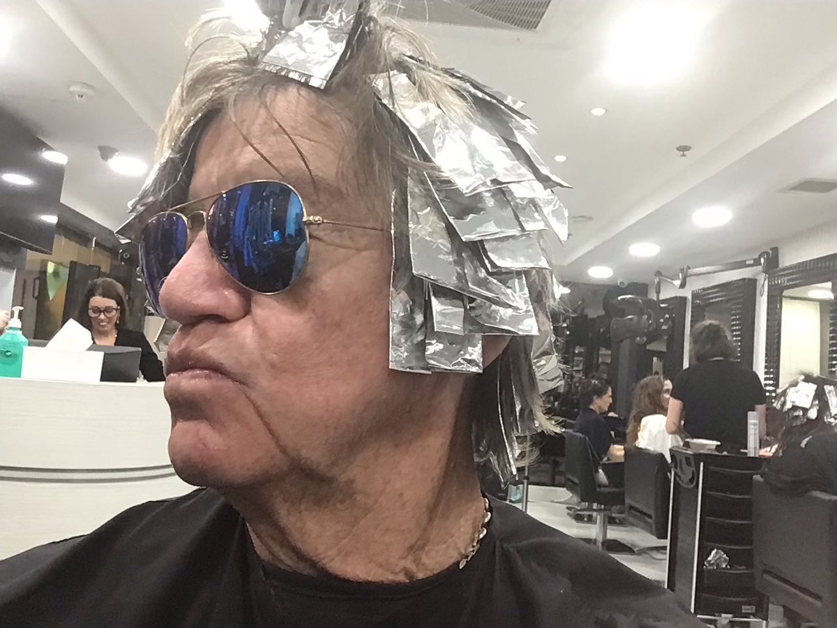 Robin Askwith tweet media