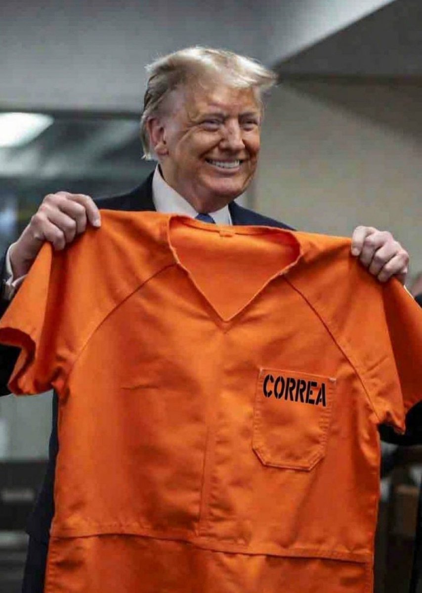 Jjjajajajaa... invente lo que sea ...

CORREA terminará preso... y luego trabajando como SAPO para la CIA... ustedes saben... YO NO FALLO!