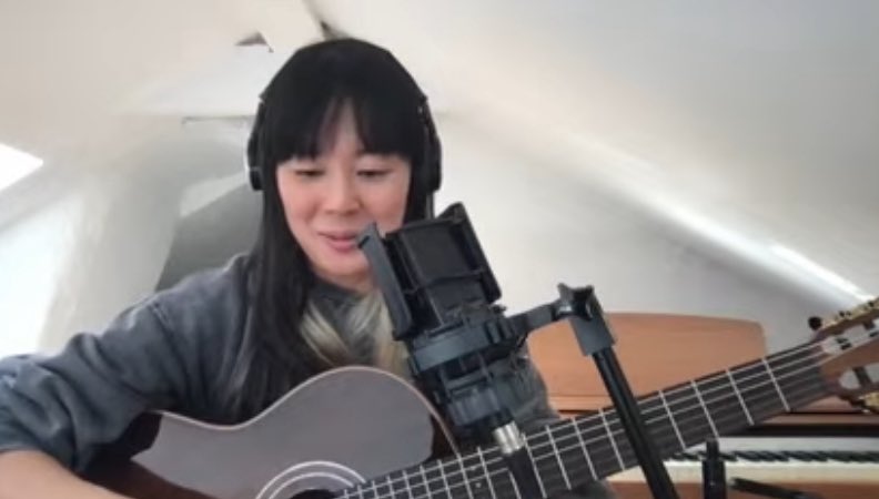 NILO_co's tweet image. YouTube live にろの部屋
今日も世界のあちこちから、ご視聴どうもありがとうございました！

新ギターでの初ライブでした！
#ortegaguitars 
いかがでしたか？？

来月はイレギュラー放送で2週間後の3/12(木)です！

#youtubelive