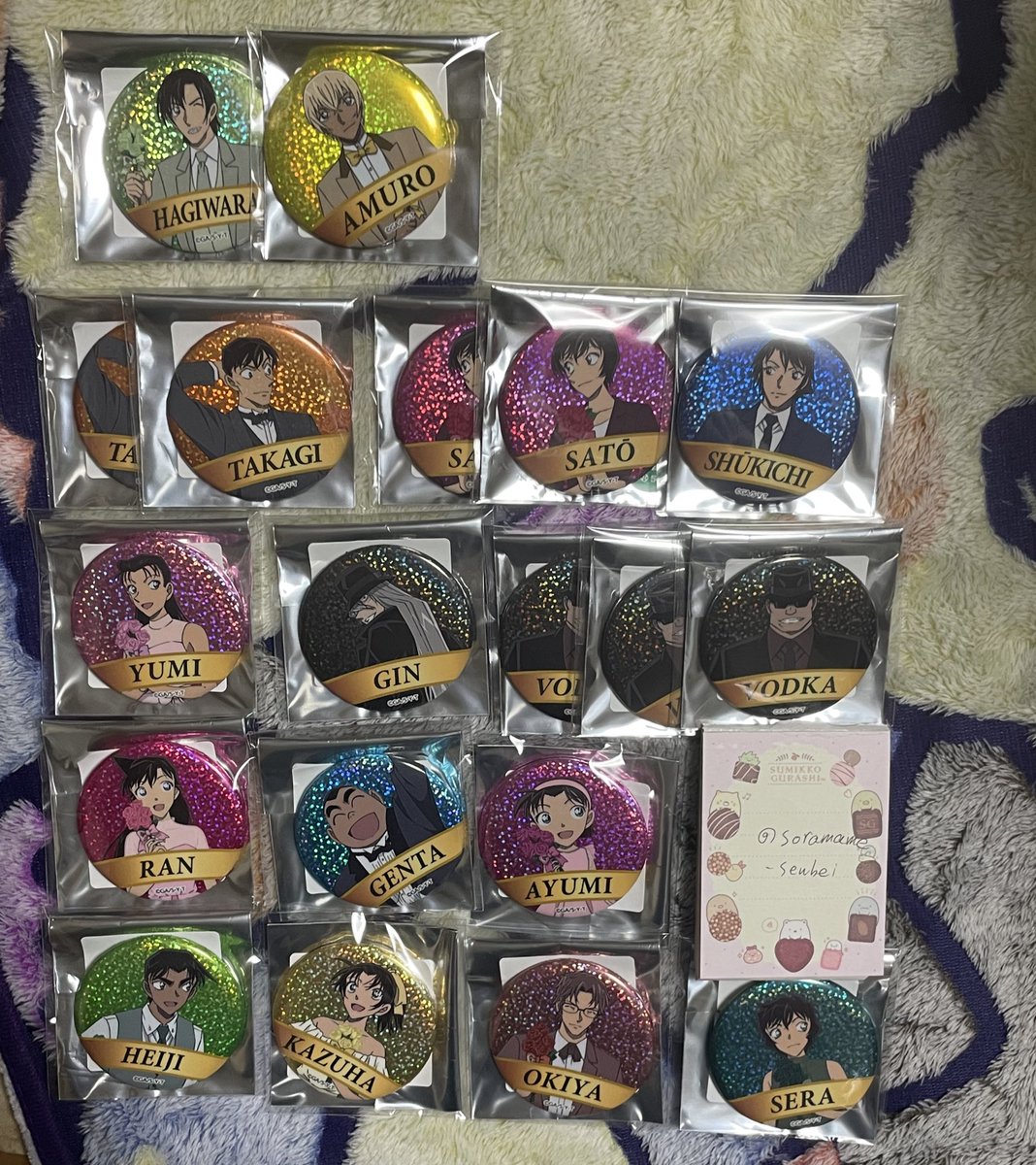 交換/譲渡】 名探偵コナン 放送30周年記念 コナン展 缶バッジ B