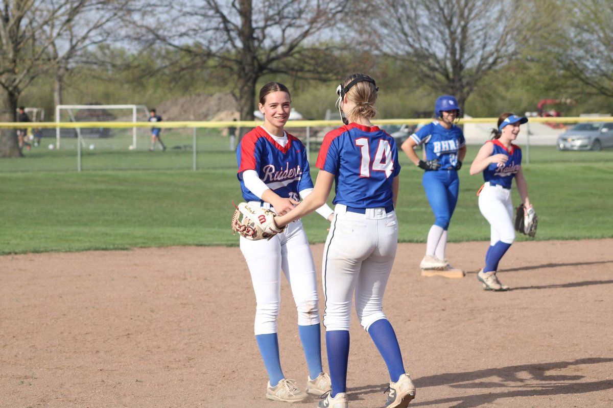 Kyla DeWitt tweet media