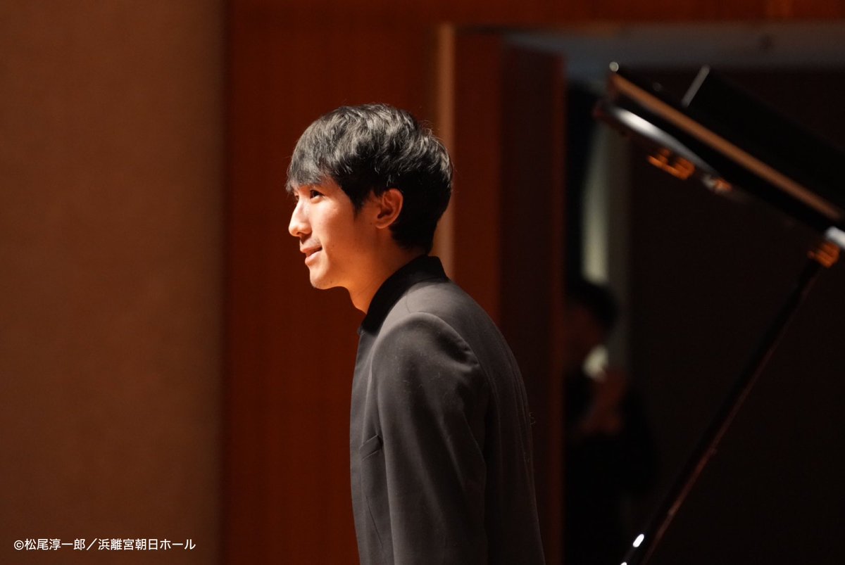 ＃エリック・ルー 温かく熱狂的な拍手に包まれて、浜離宮朝日ホールでのリサイタル終了✨✨
先ほどワルシャワに向けて出国しました。
次回の来日は2027年1月です。
お疲れ様！&amp; See  you soon、エリック！ （1年なんてすぐすぐ🥰）