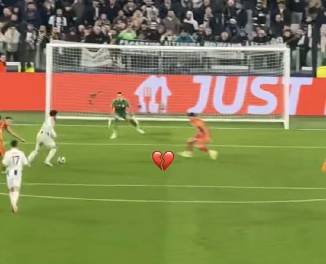 Jjuli🦅 tweet media
