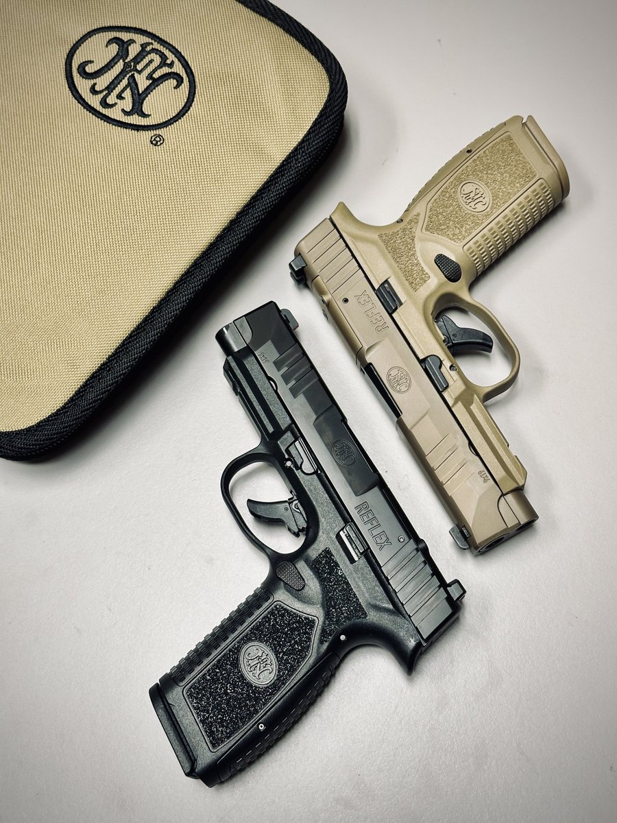 GunsAndAmmoMag's tweet image. FN Reflex XL MRD: Which would you #edc carry? Black or FDE? 
Single-action only, internal hammer-fired, optic-ready, semiautomatic #pistol. Capacity is 15+1 or 18+1 rounds for this 1.08-inch wide #handgun with a 3.8-inch barrel. Because it has an internal hammer, the trigger pull