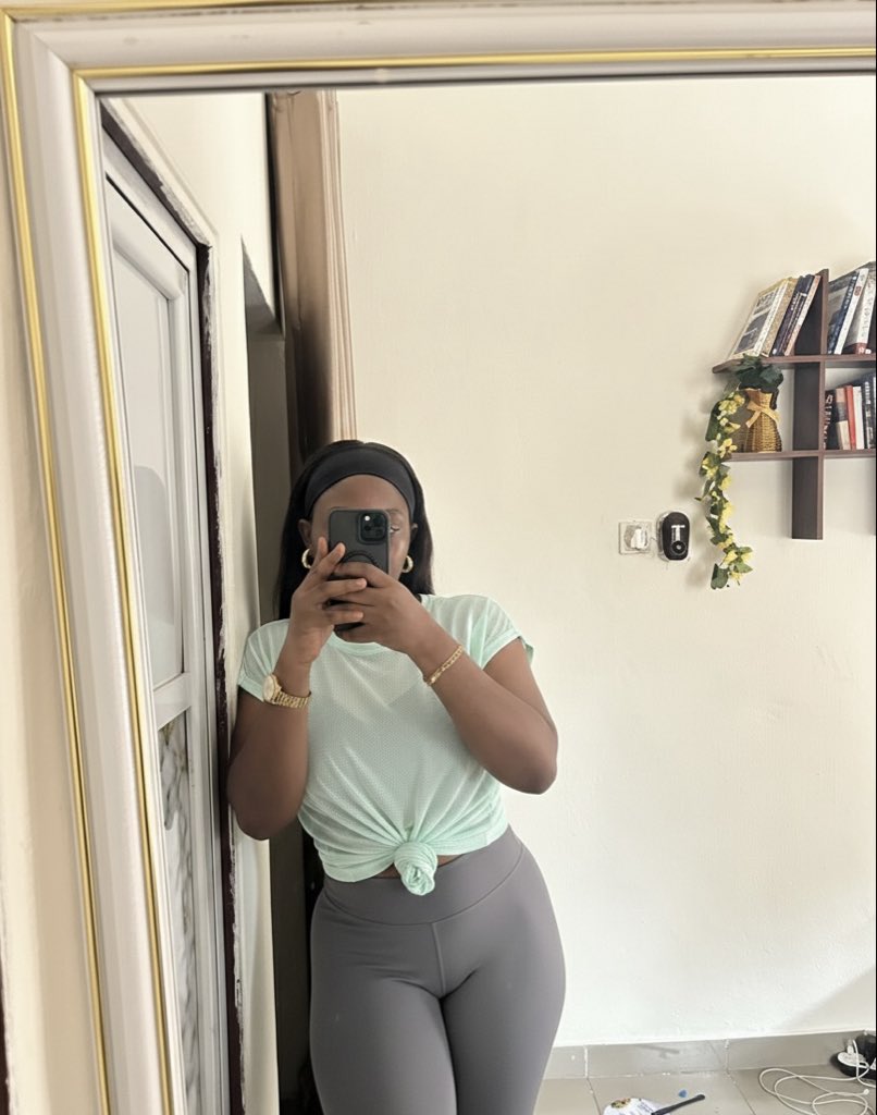 Some days are good, some days are better. I’m grateful for February ❤️.