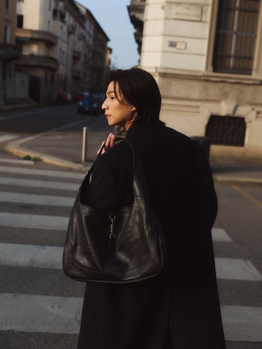 Gulfkanawutofc's tweet photo. IG update : GulfKanawut

ภาพสวยๆในลุคของ Gucci ที่มิลาน 

GULF GO MILAN FOR GUCCI
#GULFxGucciMFW26
#GucciPrimavera 
#GuccixGulf #MFW​
#Gucci​ #GulfKanawut https://t.co/EFd3PfFgVh