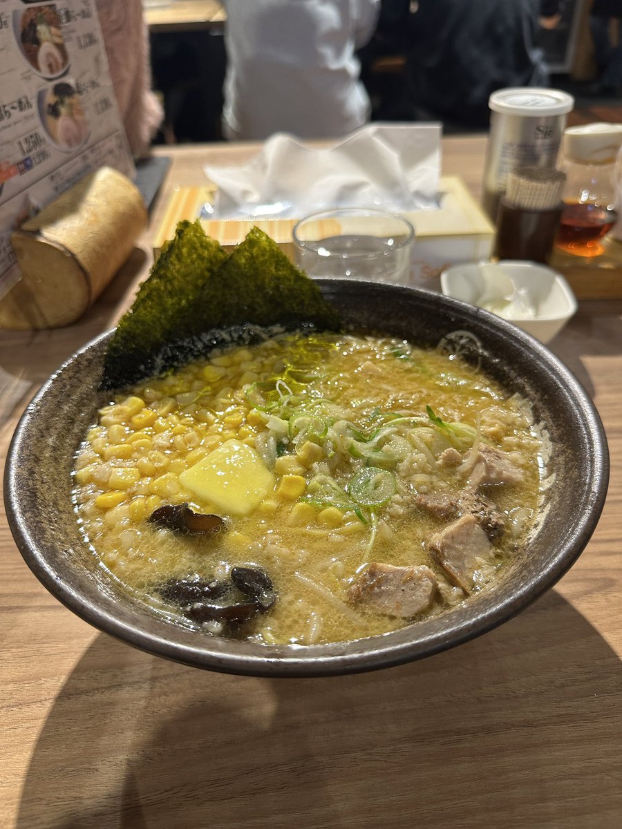 今朝北海道に到着して、また本州に戻ってきました😂 @yogibojapan の