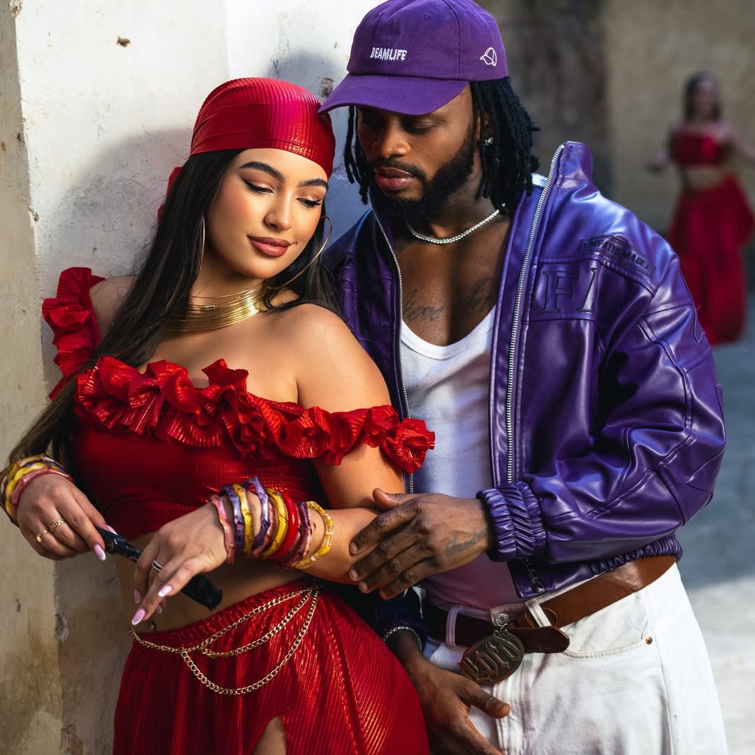 WMAfrica's tweet photo. The chemistry in @diamondplatnumz’s #Natulizana though 🥵🔥 https://t.co/1GTyRDc3hO