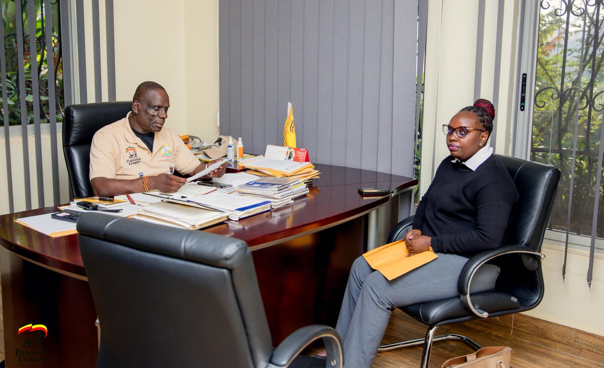 HUNTER FM RADIO 105.0 tweet media