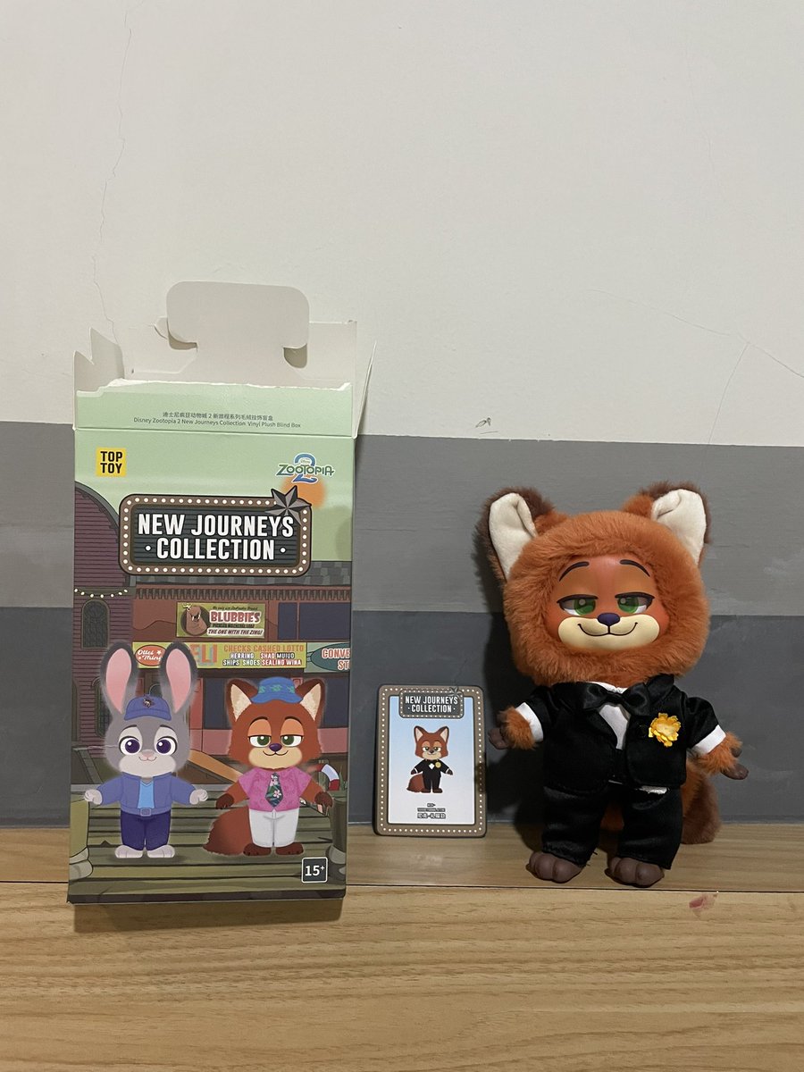 izayylee's tweet photo. wtt nick tuxedo ke nick casual dong, baru buka banget!! dom jakarta yaa 

#wtt #wts #blindbox #zootopia https://t.co/Gr3CXGUDdr