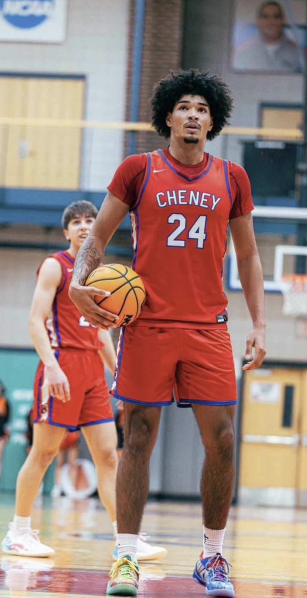 LetsBall1Time tweet media